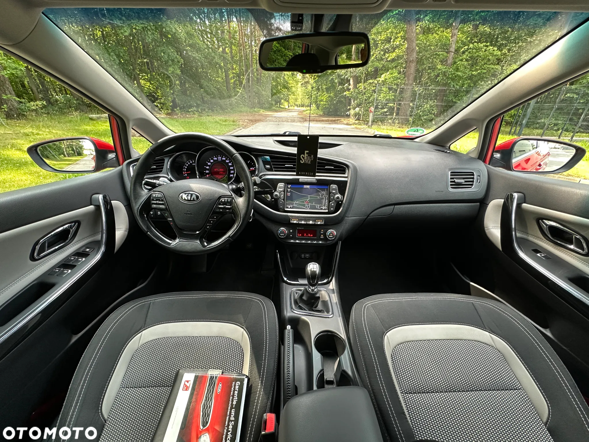 Kia Ceed 1.6 GDI Platinum Edition - 27