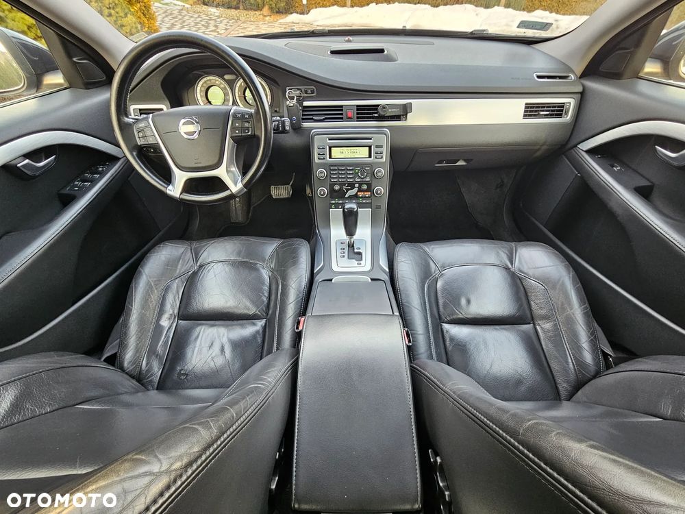 Volvo V70 D5 Summum - 5