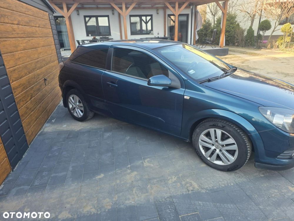 Opel Astra 1.9 CDTI Sport - 4