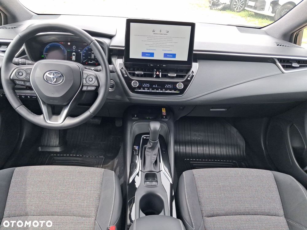 Toyota Corolla - 11