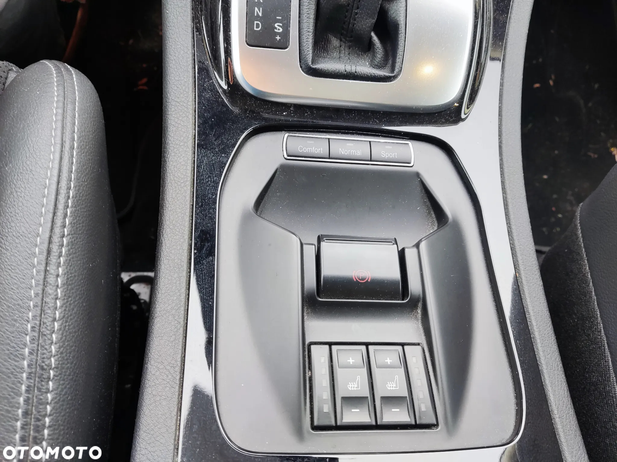 Ford S-Max 2.0 EcoBoost Titanium - 19