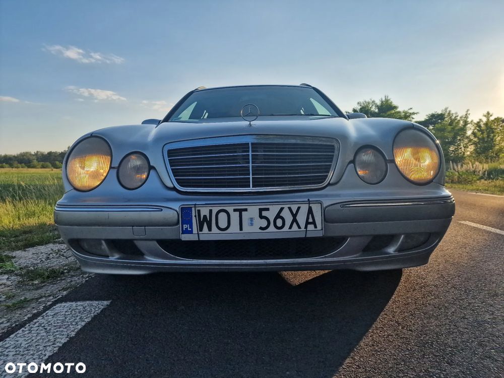 Mercedes-Benz Klasa E - 3