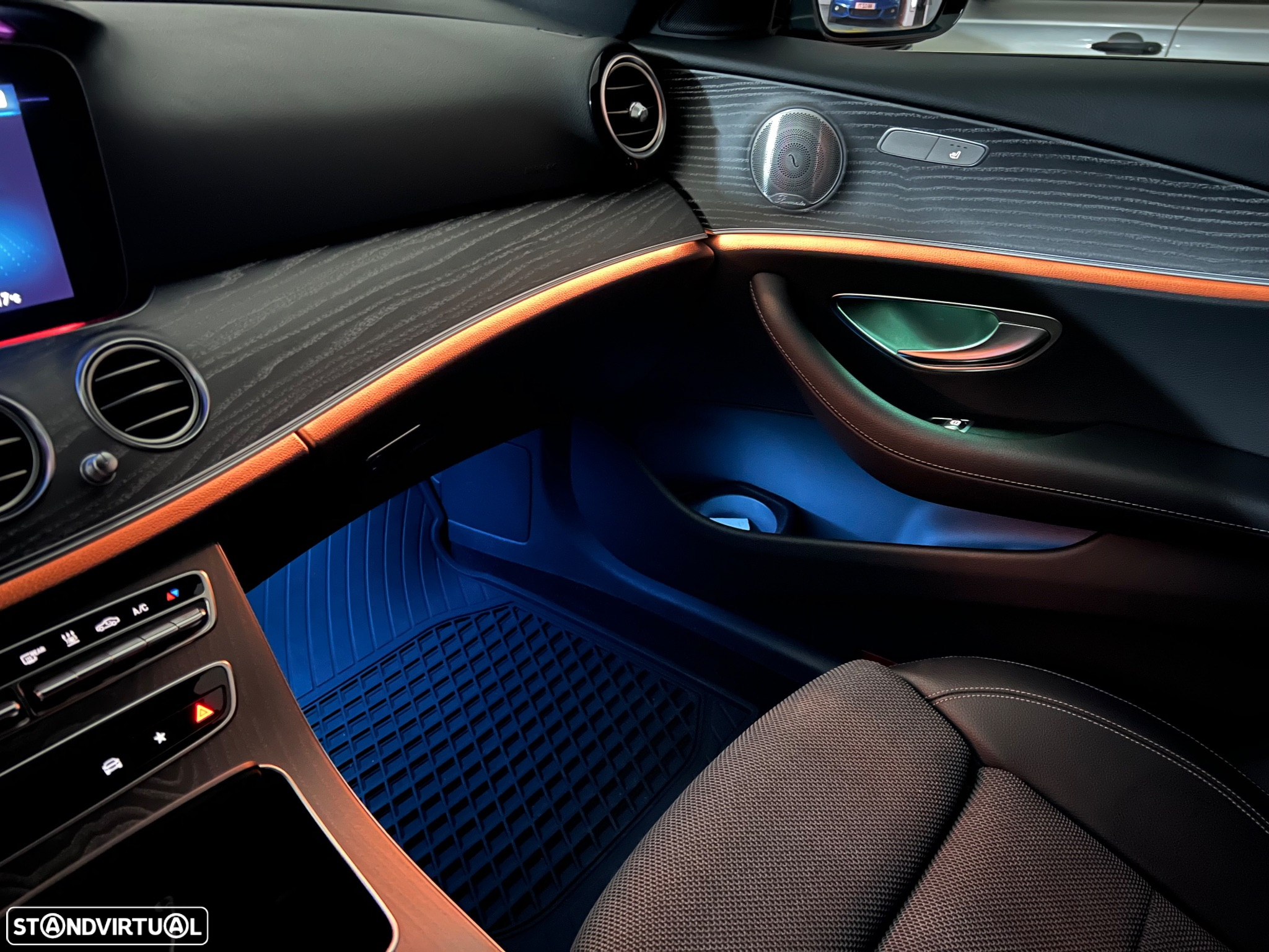 Mercedes-Benz E 300 de AMG Line - 25