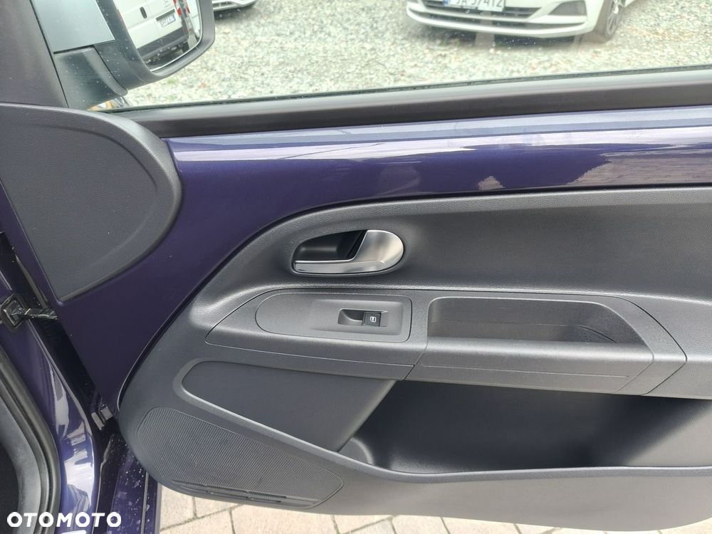 Volkswagen up! - 20