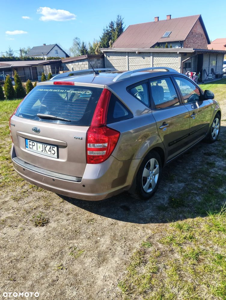 Kia Ceed 1.6 Crdi Comfort - 2