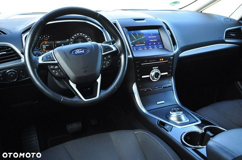 Ford S-Max - 38