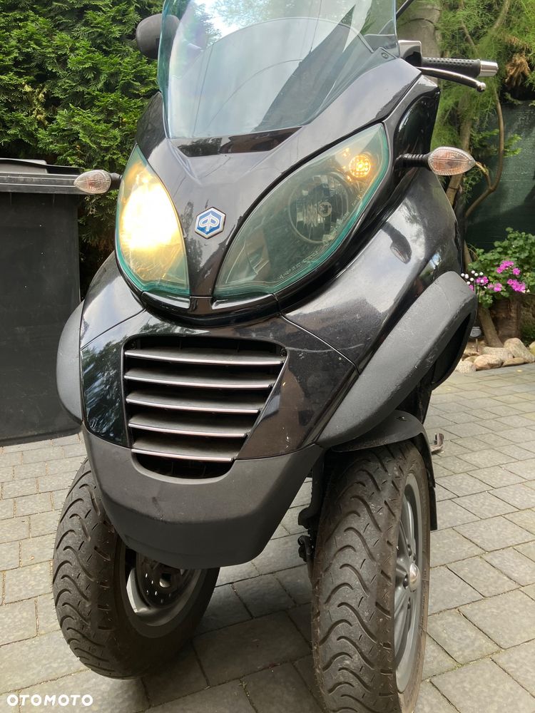 Piaggio MP-3 - 3