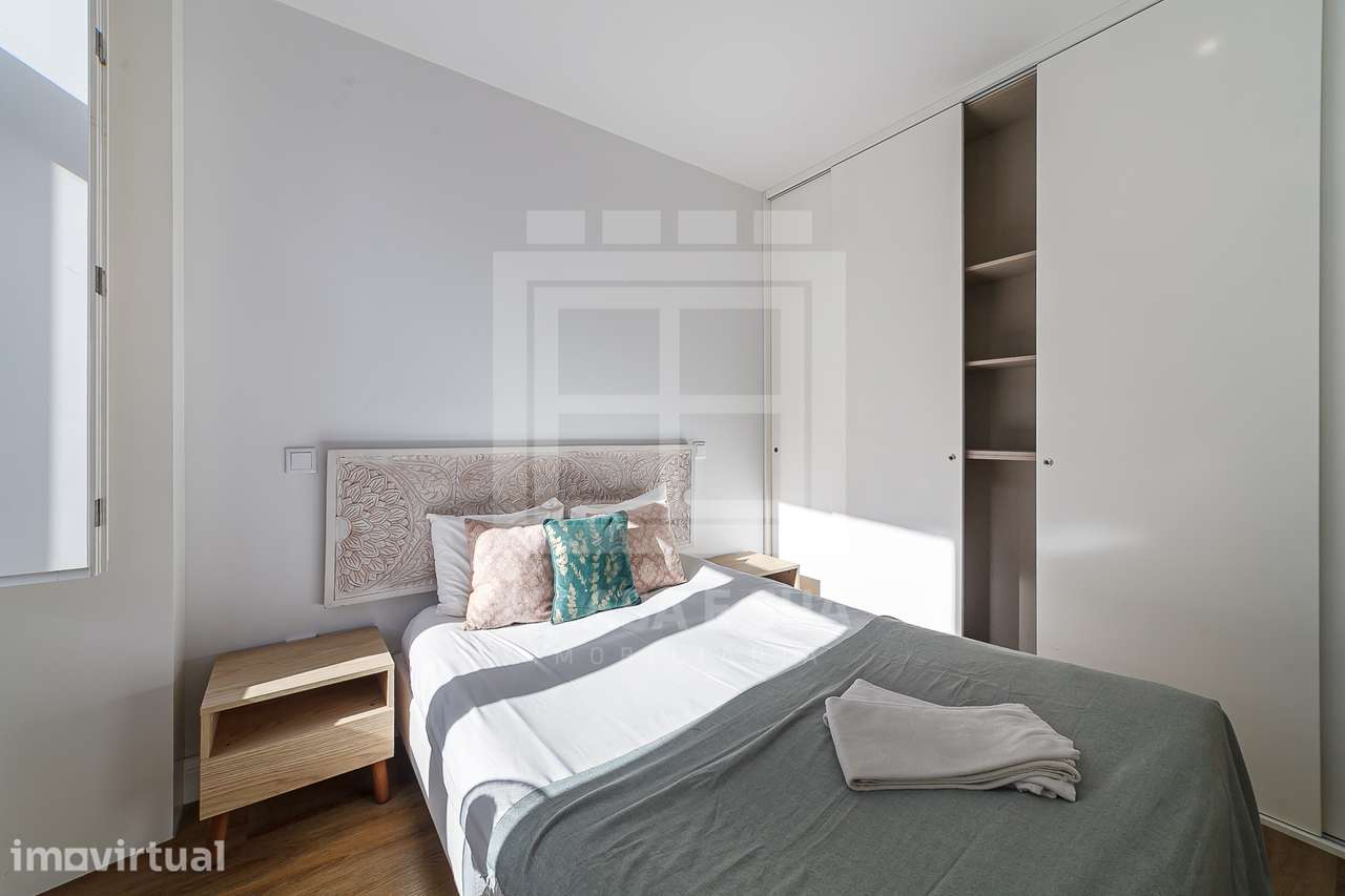 Apartamento T0 remodelado e mobilado no Bonfim, Porto - Grande imagem: 4/15