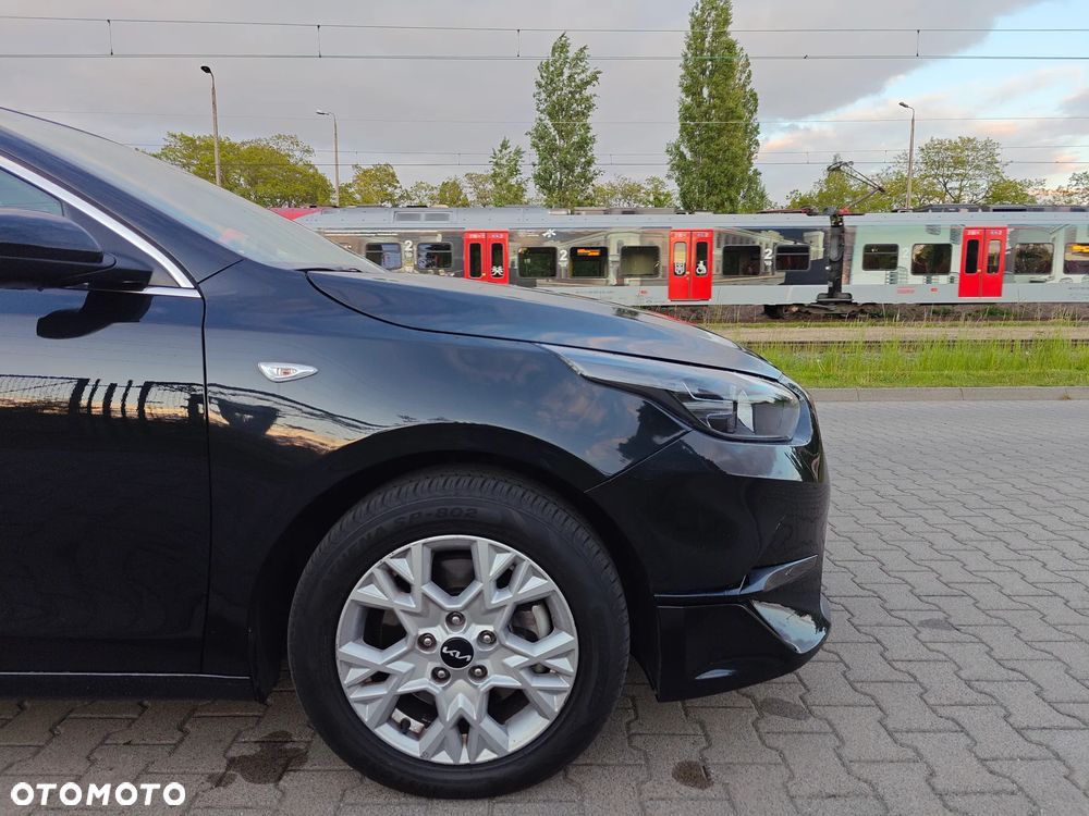 Kia Ceed 1.6 CRDi (48V Mild-Hybrid) Spirit - 1