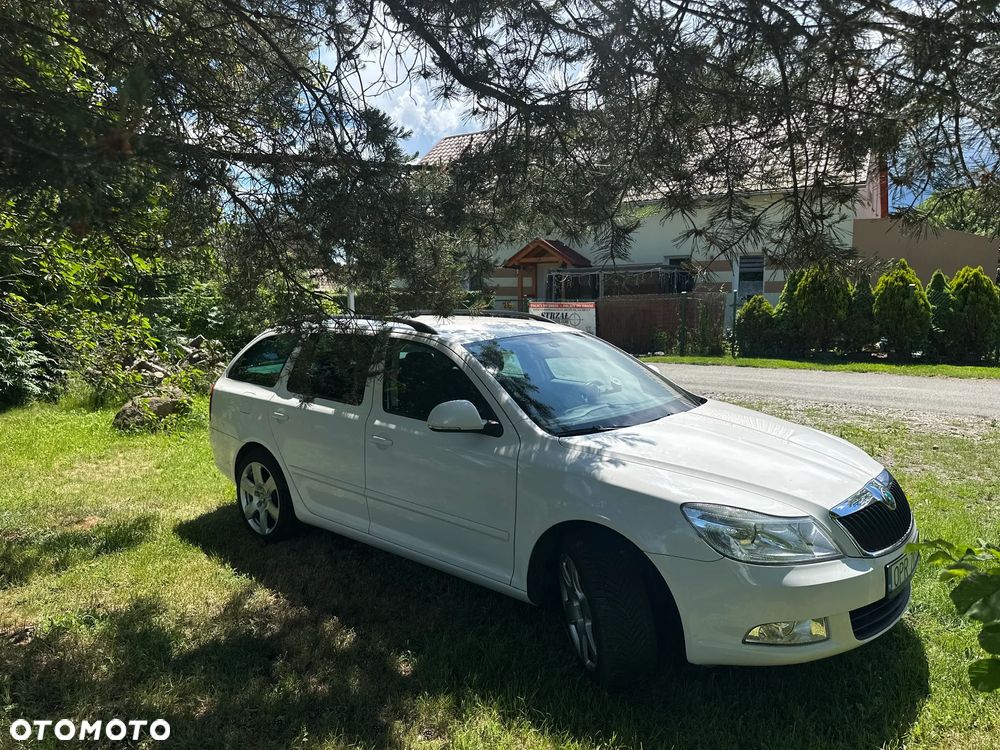 Skoda Octavia 2.0 TDI Ambiente - 2