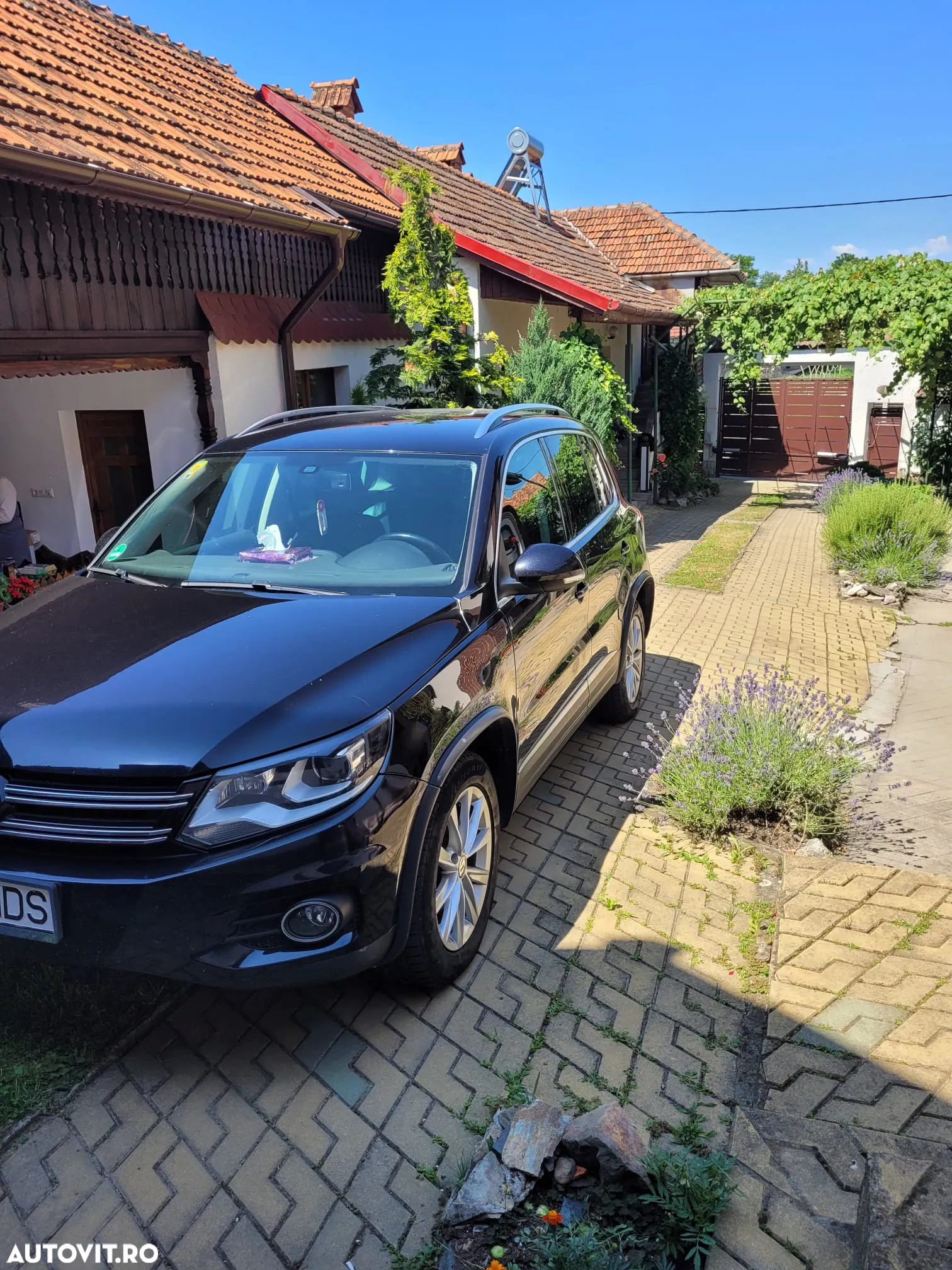 Volkswagen Tiguan - 3