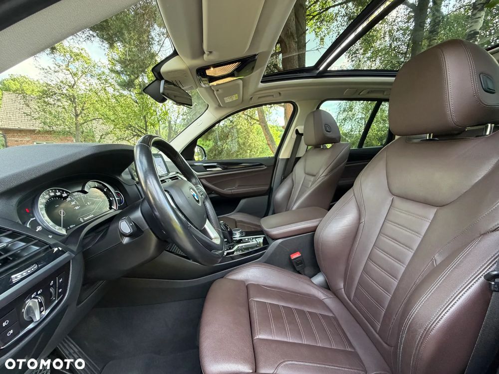 BMW X3 xDrive20d xLine - 16
