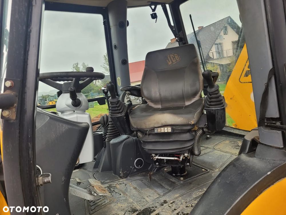 JCB 3CX - 7