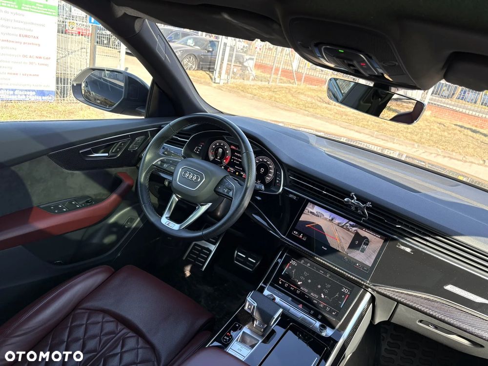 Audi SQ8 - 27