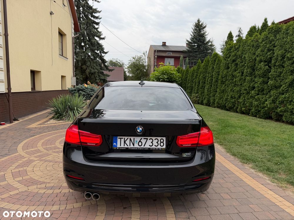 BMW Seria 3 320d Efficient Dynamic Edition Sport Line - 18