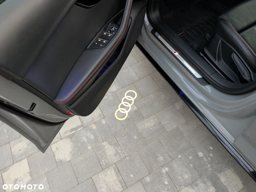 Audi A4 Avant 2.0 TDI ultra S tronic sport - 15