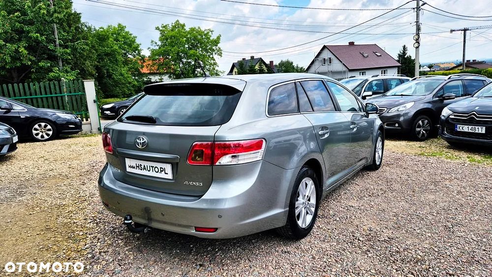 Toyota Avensis 2.0 Sol plus NAVI - 14