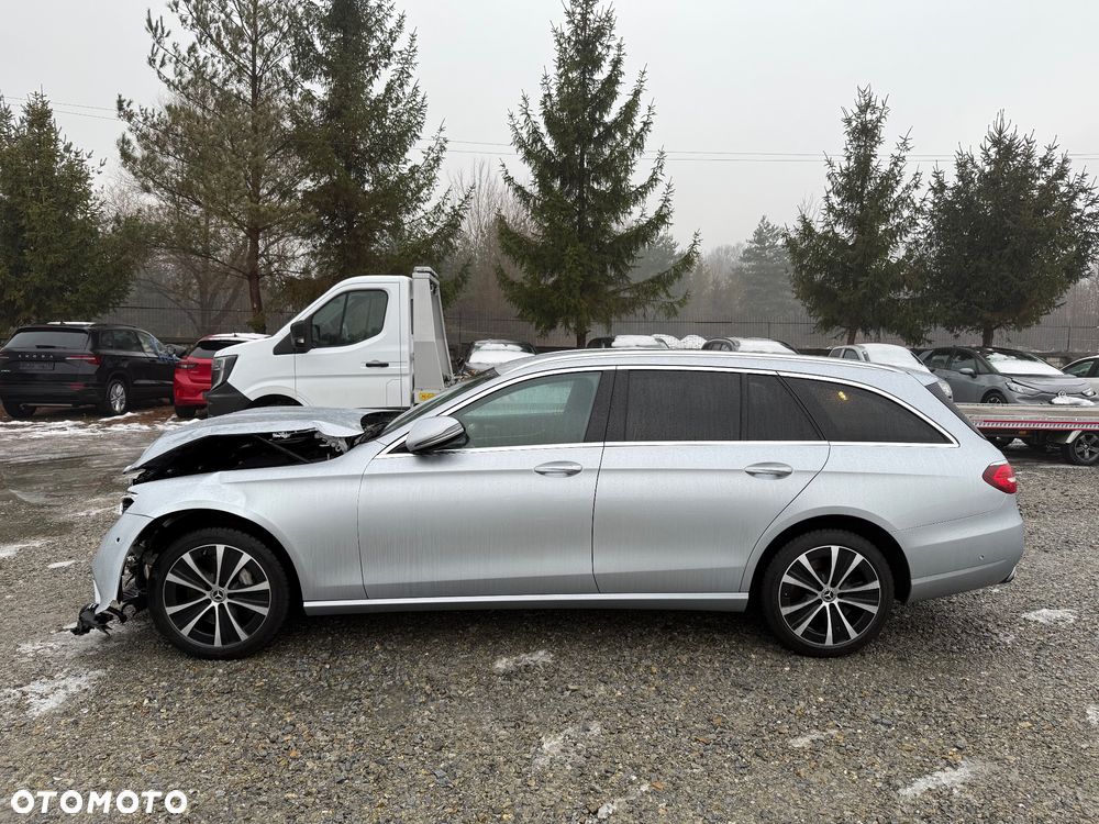 Mercedes-Benz Klasa E - 2