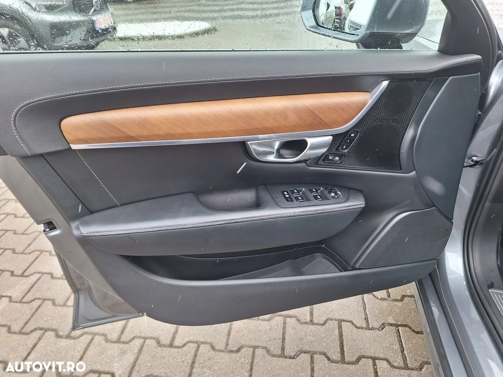 Volvo S90 T8 Recharge AWD Geartronic Inscription - 24