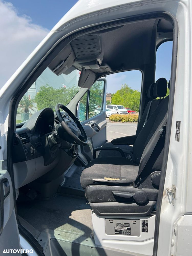 Mercedes-Benz Sprinter - 4