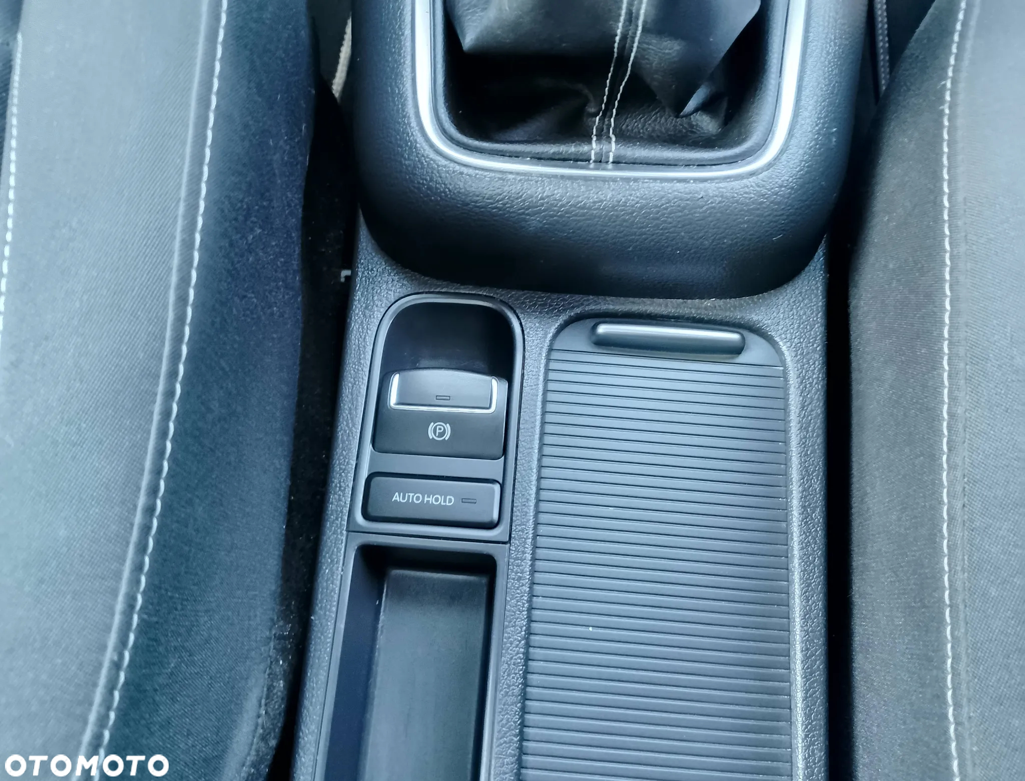 Volkswagen Tiguan 2.0 TDI DPF BlueMotion Technology Cup Sport & Style - 21