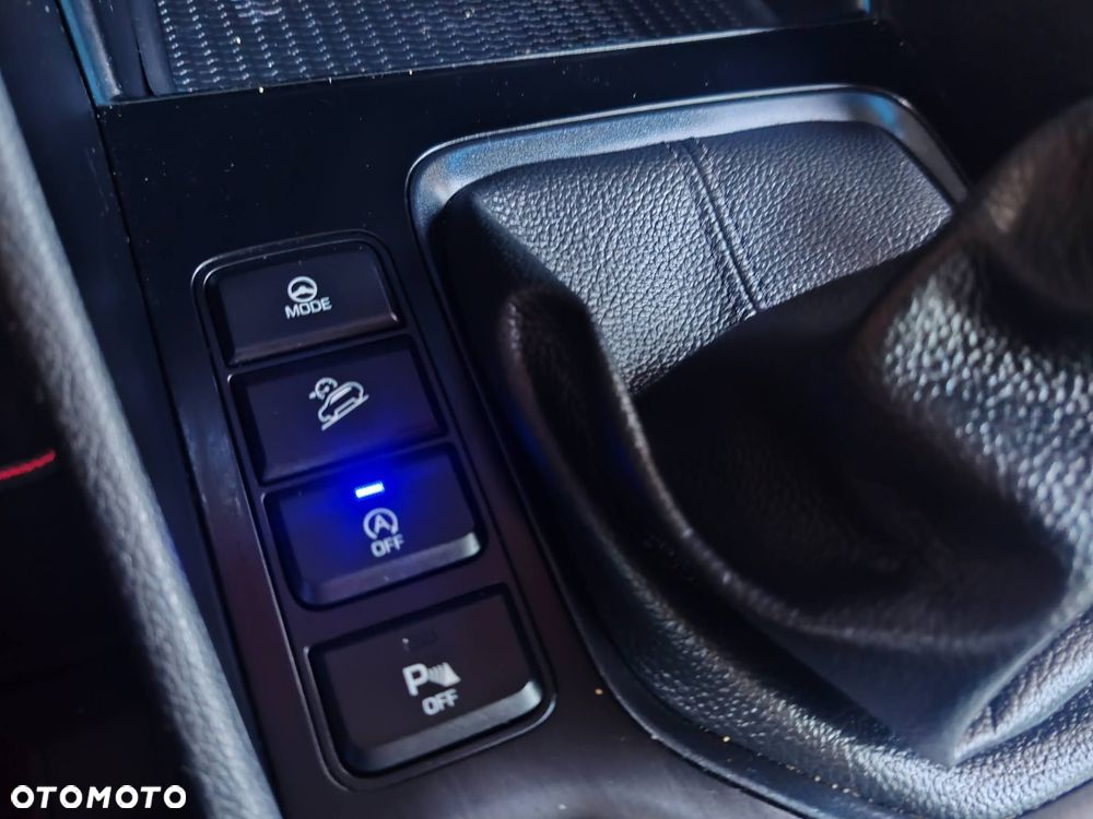 Hyundai Tucson 1.6 GDi 2WD Select - 32