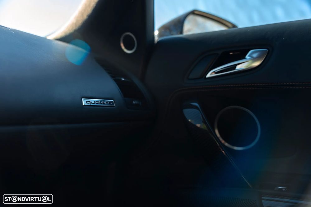 Audi R8 Coupé 5.2 FSI V10 Plus S tronic - 32