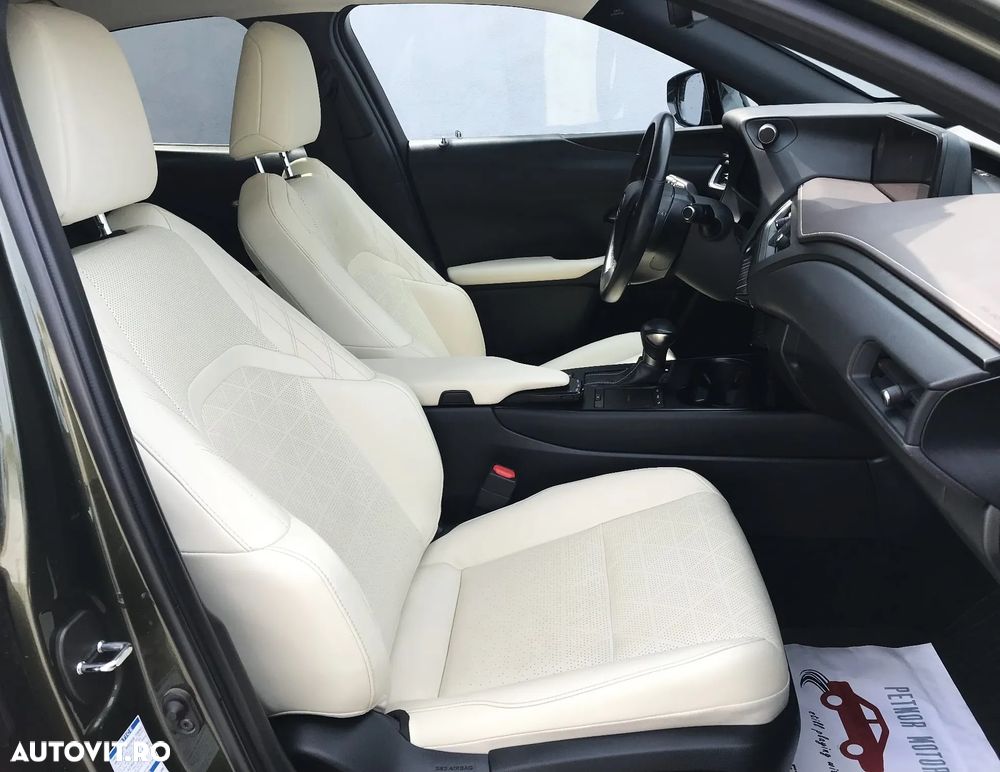 Lexus UX 250h E-FOUR Luxury ML - 16