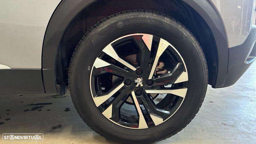 Peugeot e-2008 50 kWh Allure Pack - 4