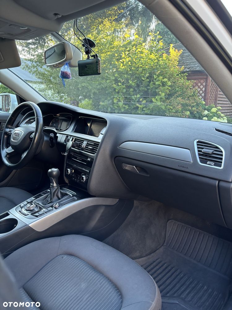 Audi A4 Avant - 6