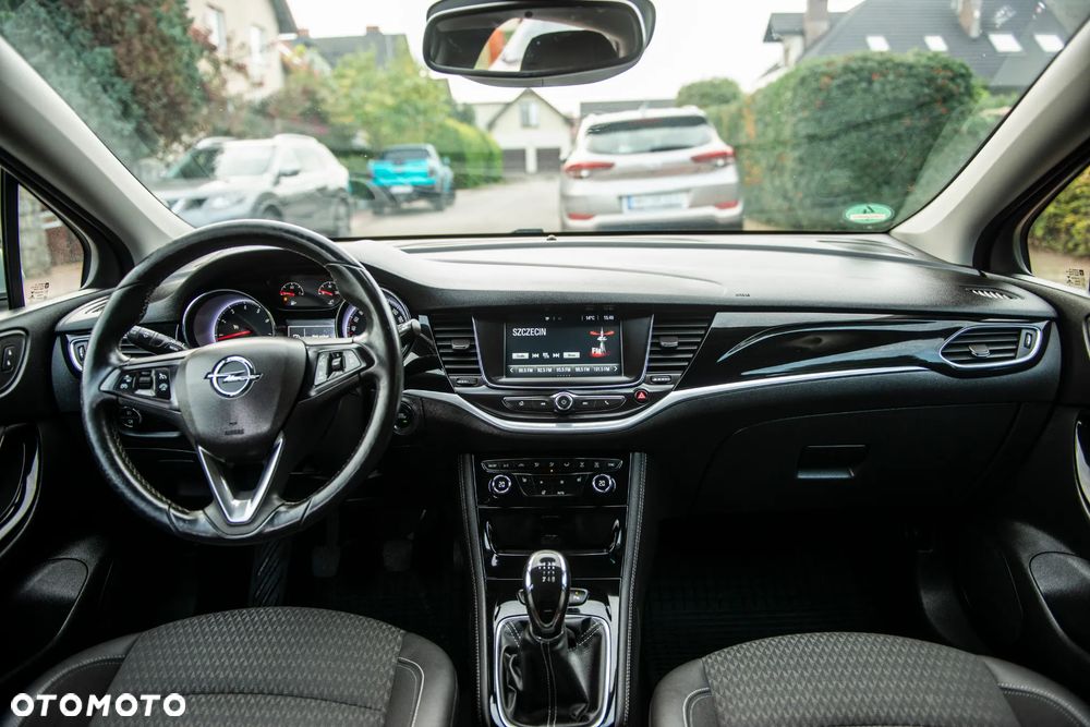 Opel Astra 1.4 Turbo Edition - 30