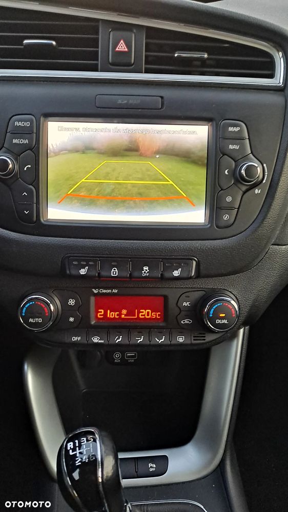 Kia Ceed 1.6 CRDi 136 ISG Dream Team Edition - 24