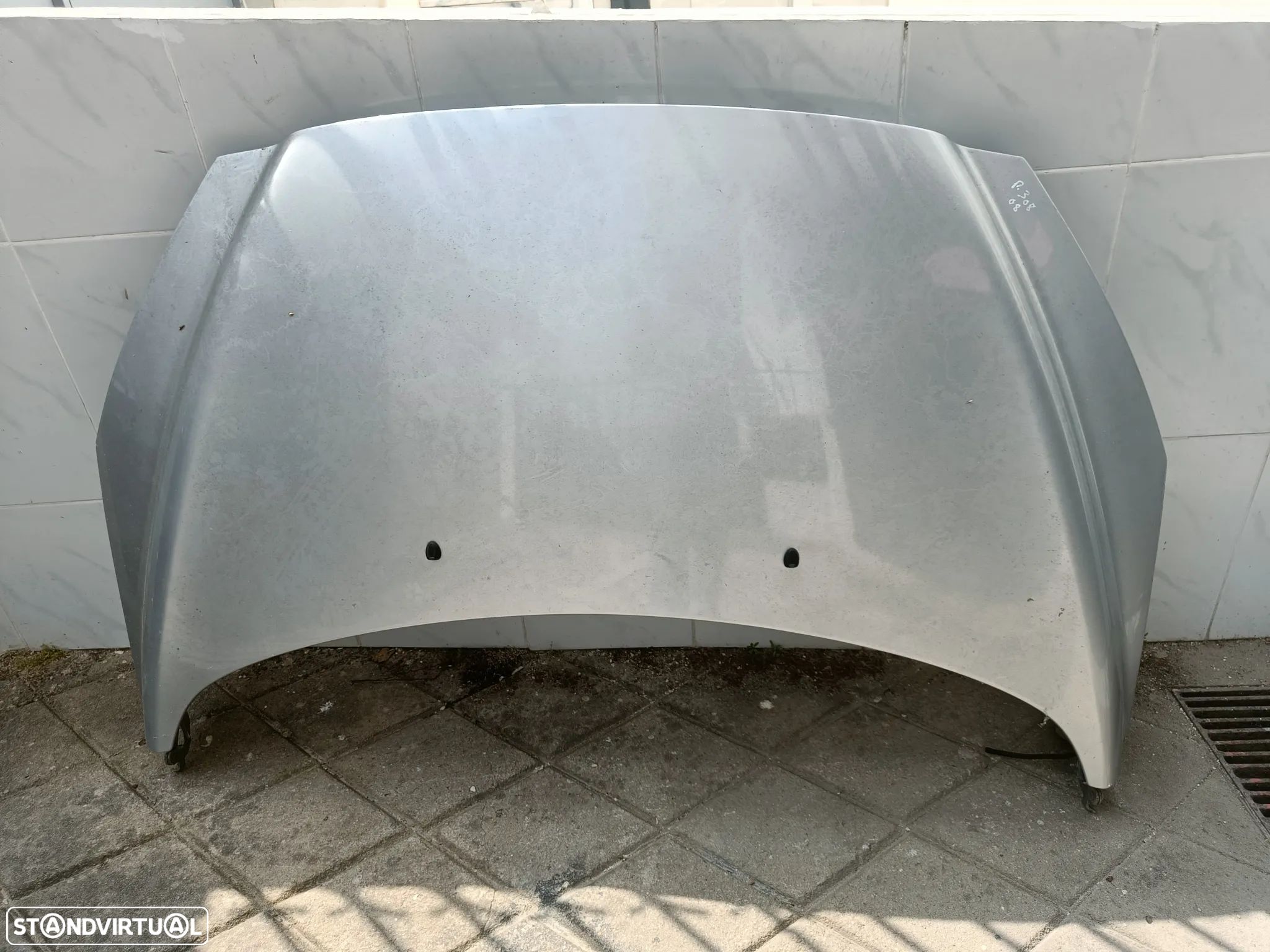 Capot Peugeot 308 2009 - 1