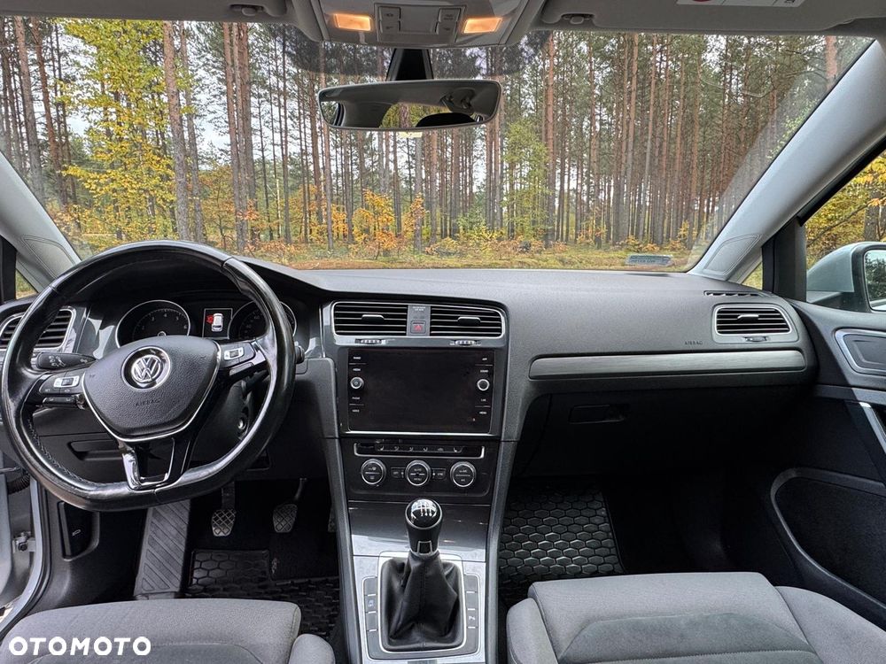 Volkswagen Golf VII 1.5 TSI BMT Evo Comfortline - 2