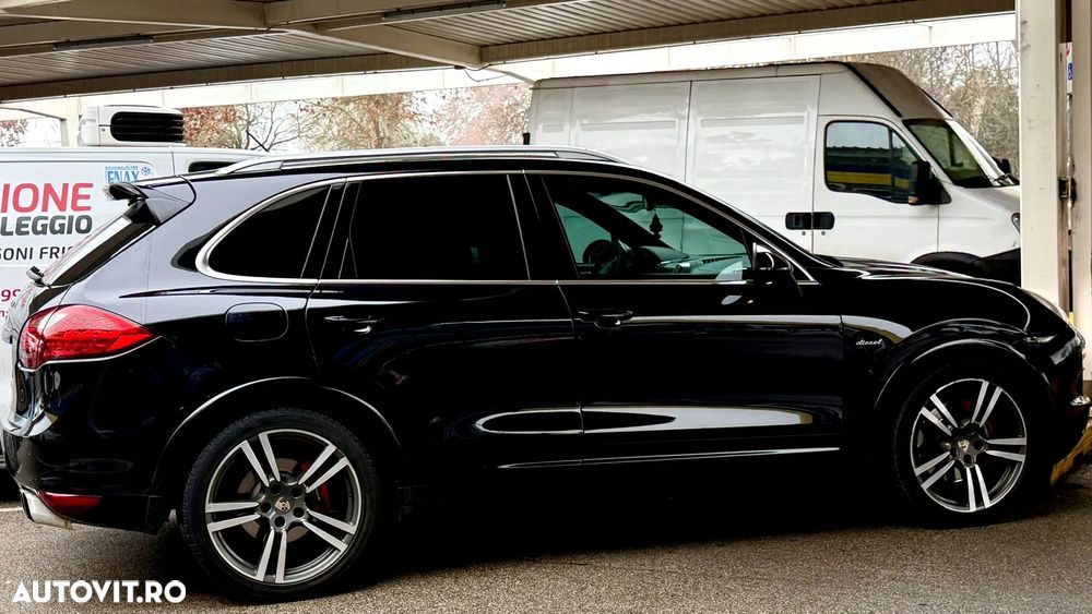 Porsche Cayenne Tiptronic S - 2