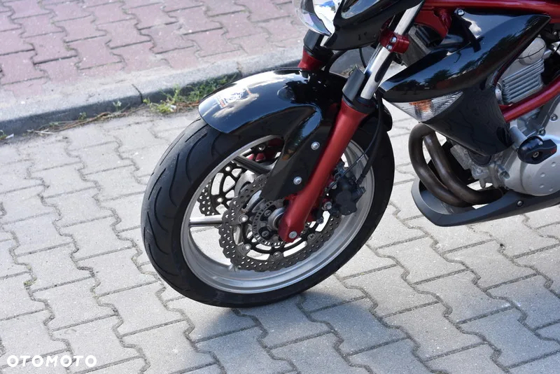 Kawasaki ER - 26