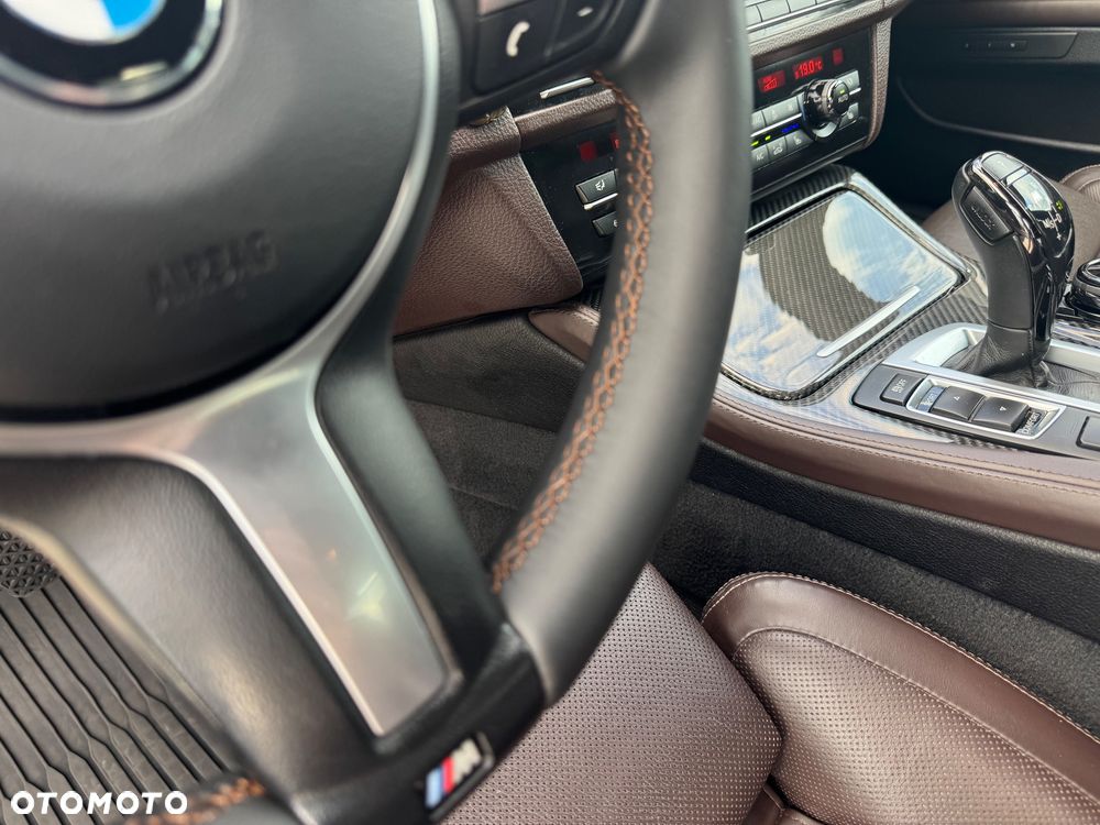 BMW Seria 5 M550d xDrive - 22