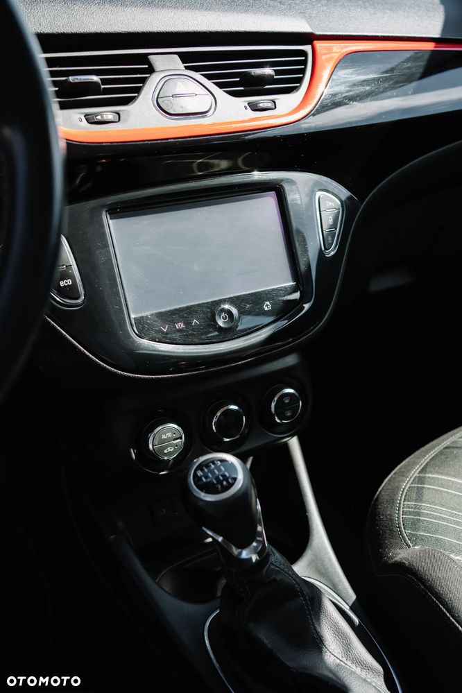 Opel Corsa 1.4 T Color Edition S&S - 11