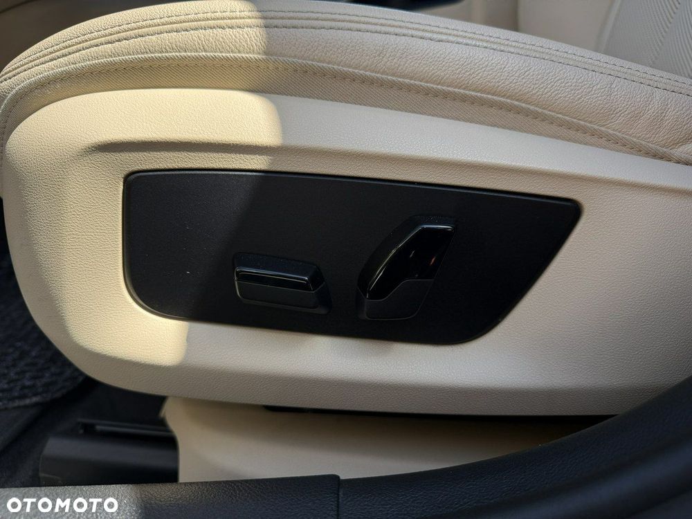 BMW Seria 5 518d mHEV Business Edition - 12