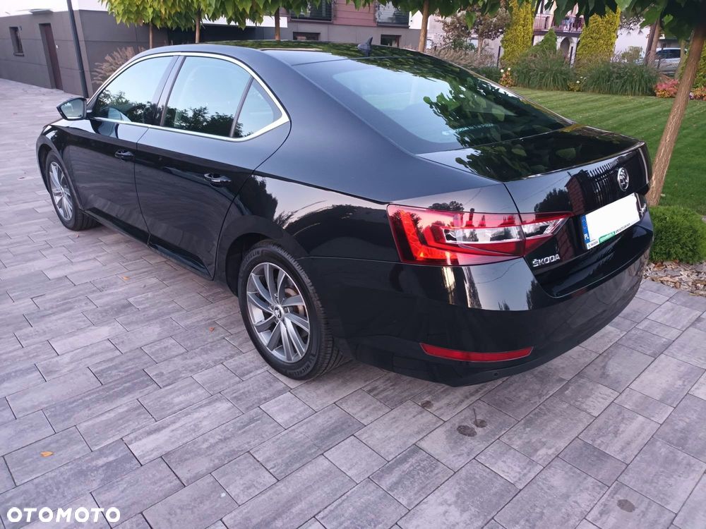Skoda Superb 1.8 TSI Ambition DSG - 2