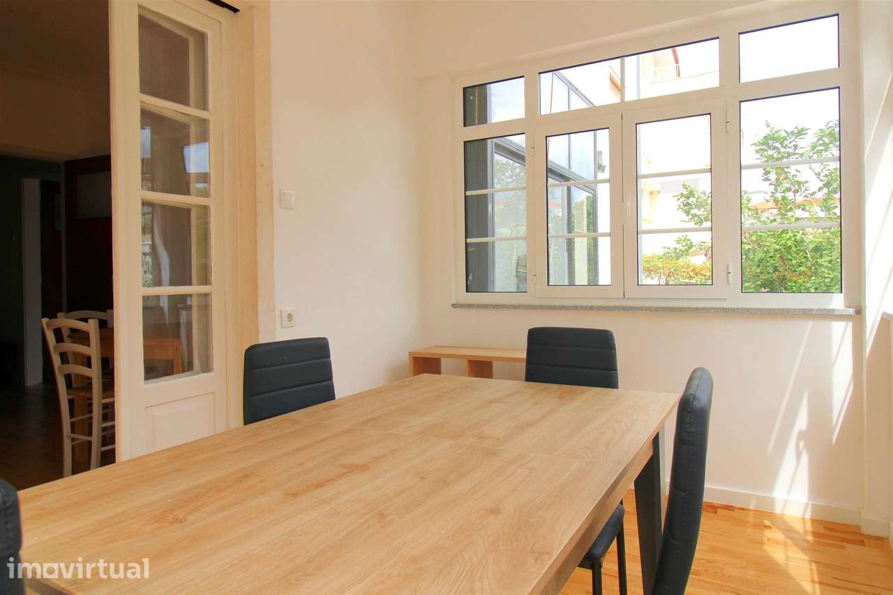 Apartamento T4 próximo Faculdade de Economia - Grande imagem: 4/15