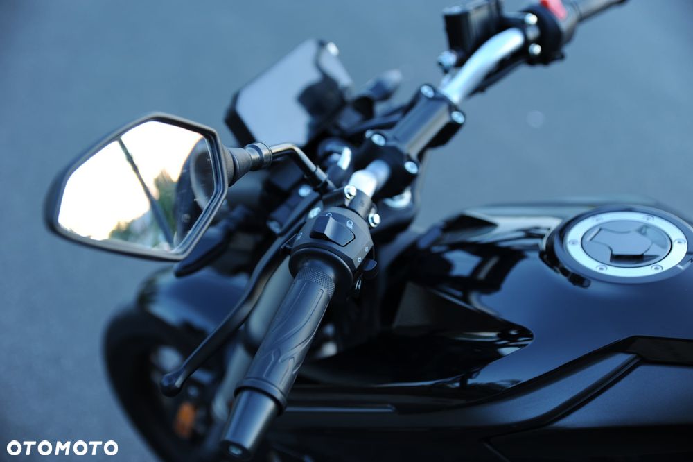 VOGE R125 - 8