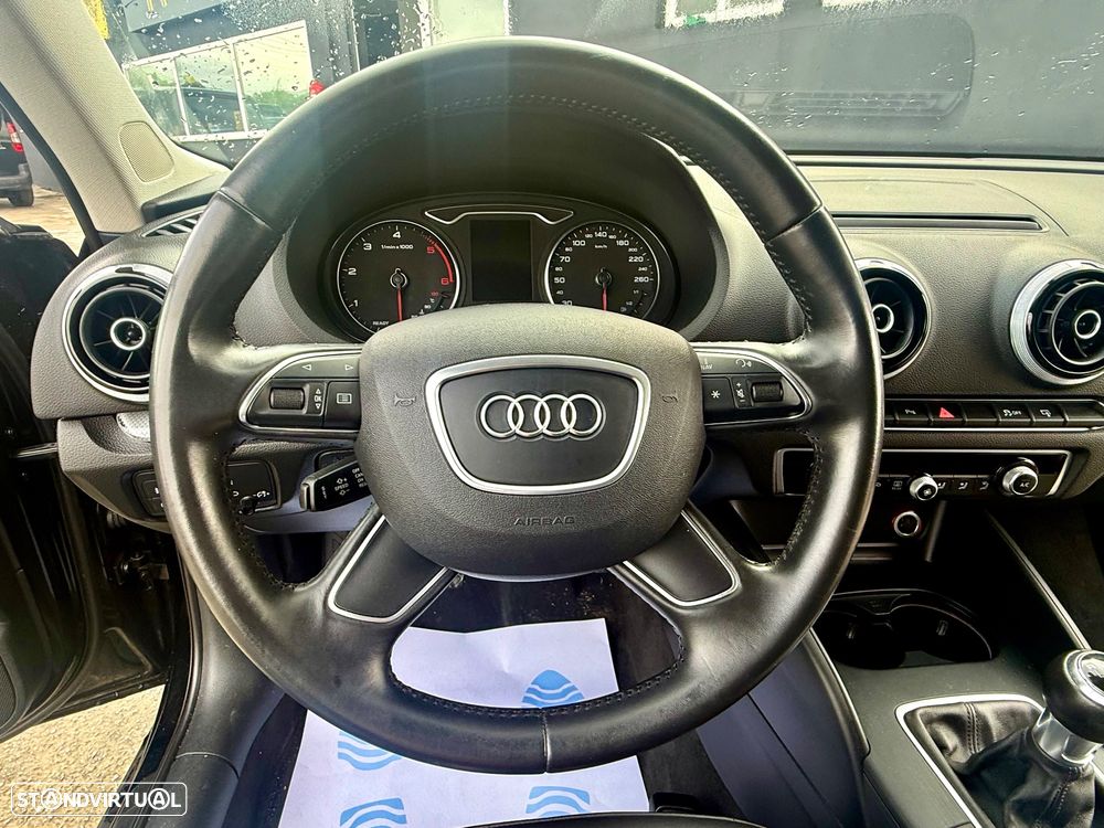 Audi A3 Sportback 1.6 TDI Attraction - 13