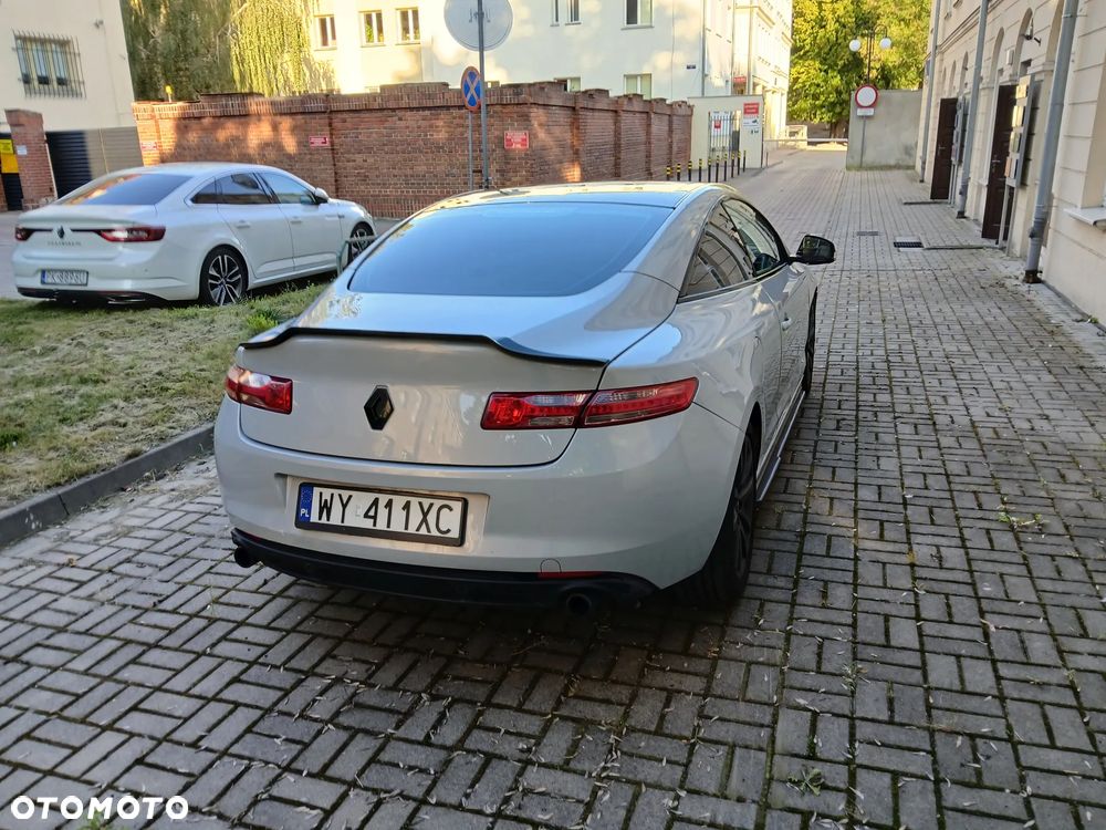 Renault Laguna 3.0 dCi V6 Initiale - 4