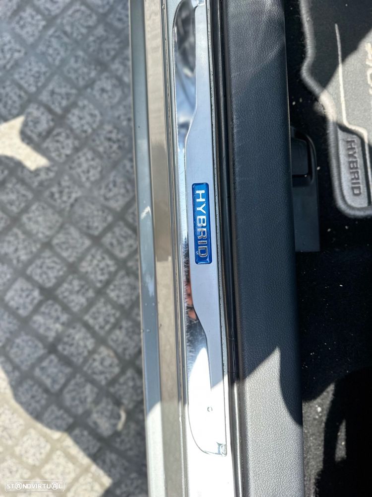 Toyota Auris 1.8 HSD Comfort - 6