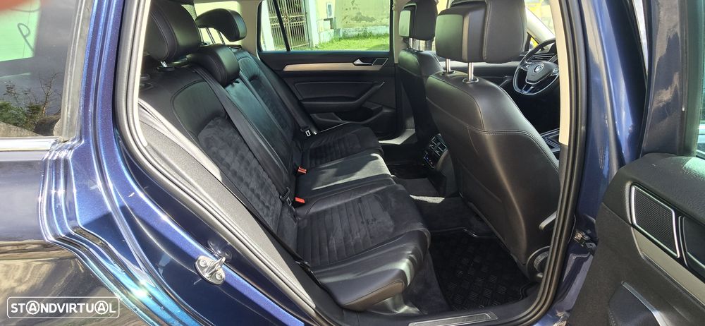 VW Passat Variant 2.0 TDi Highline - 15