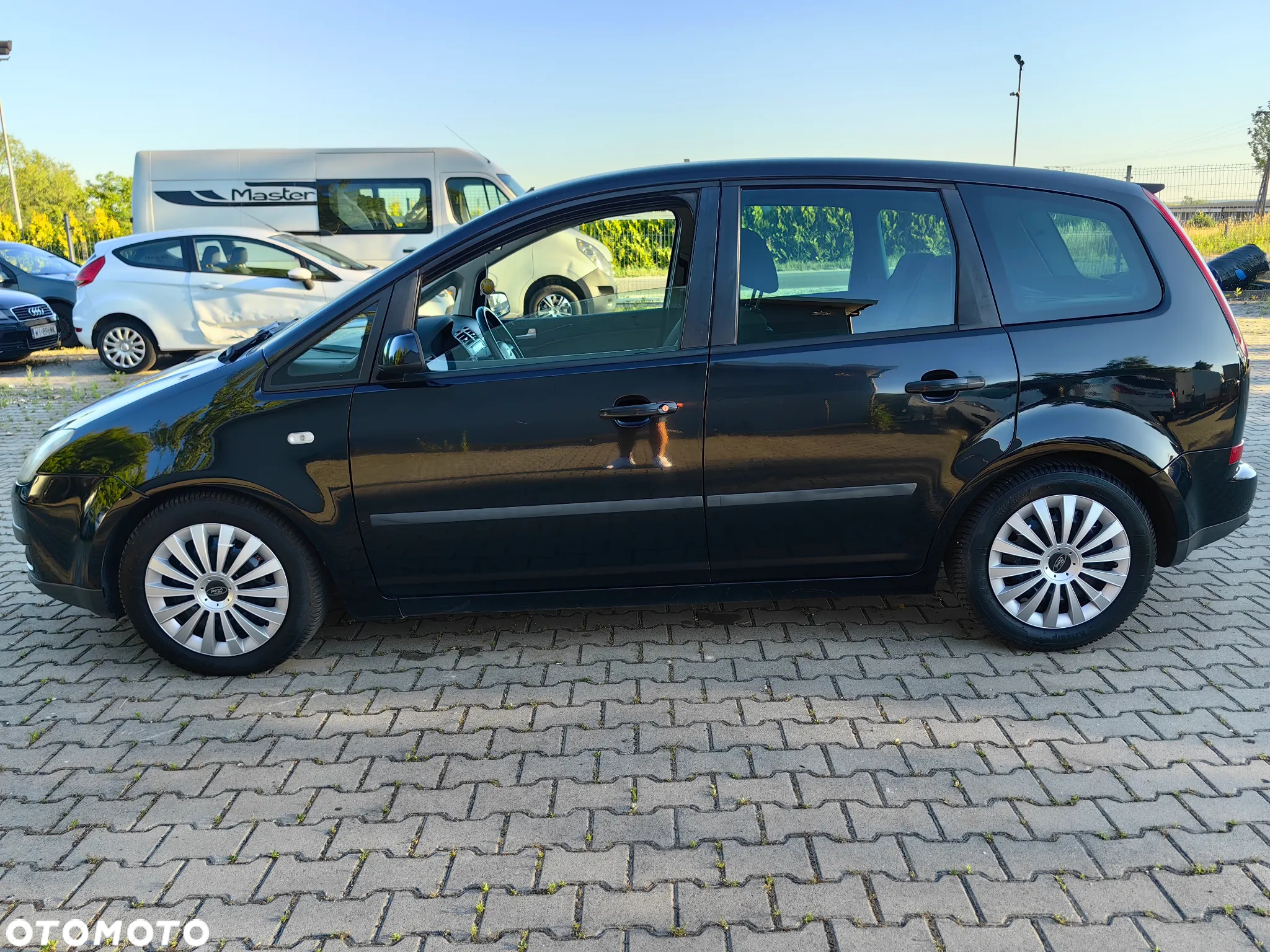 Ford Focus C-Max 1.6 TDCi Ambiente - 11