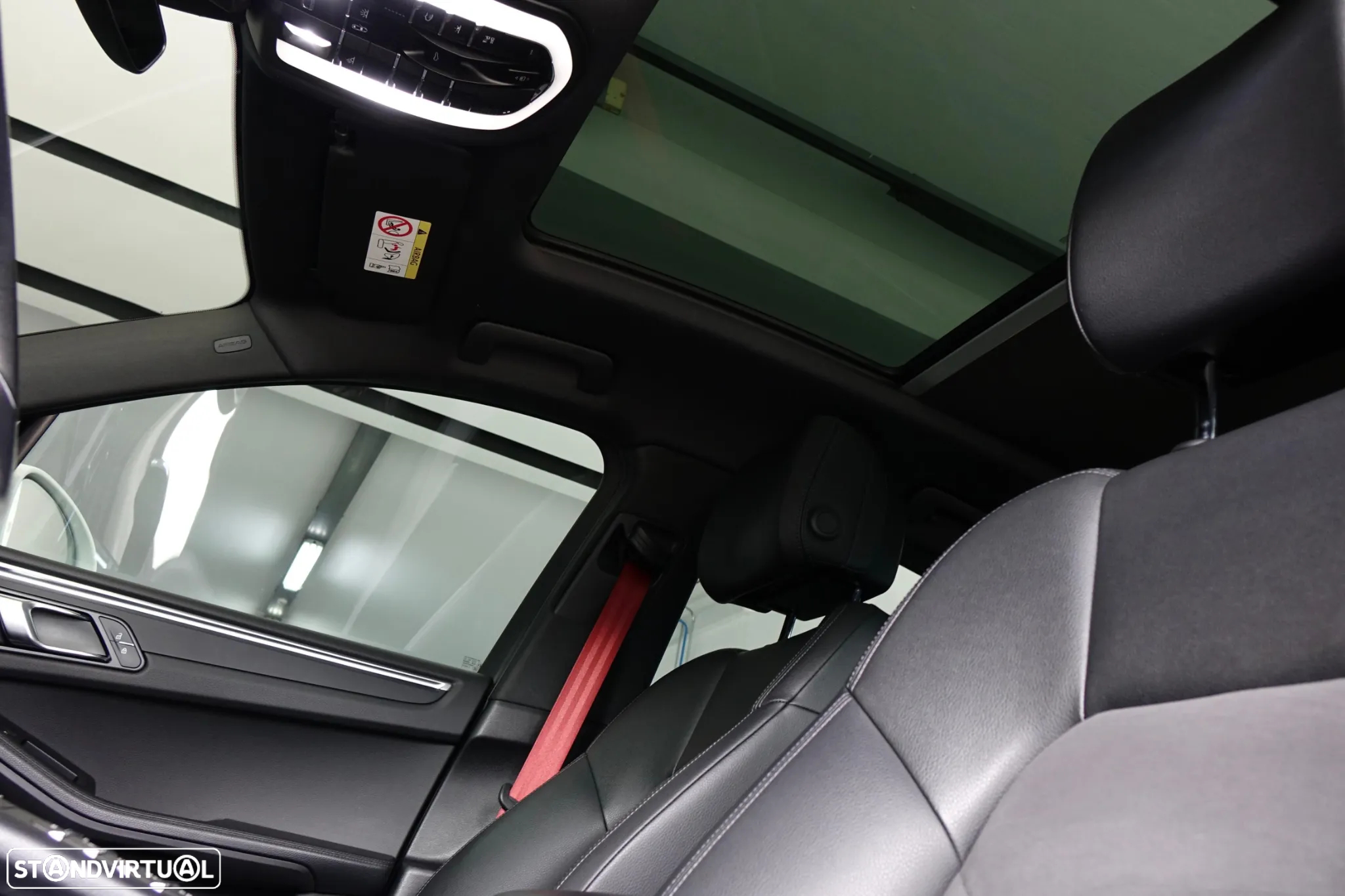 Porsche Macan Spirit - 28