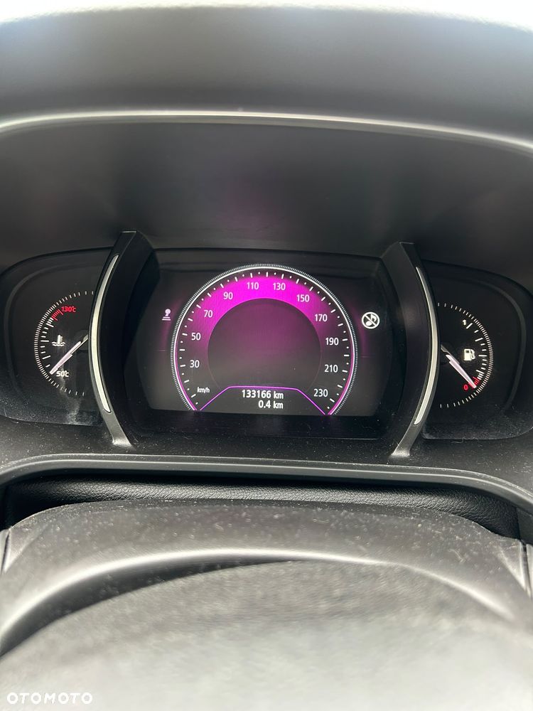 Renault Megane 1.6 SCe Limited - 15