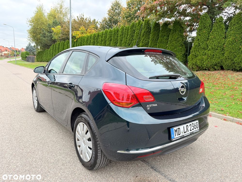 Opel Astra - 13